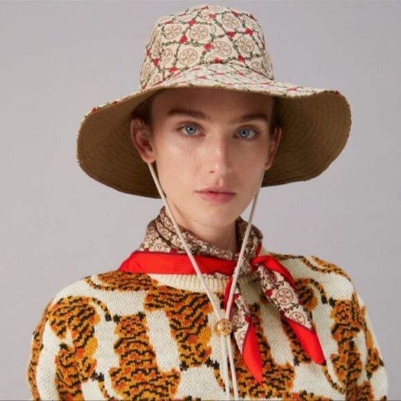 Tory Burch Accessories - Tory Burch OS Beige Tan Red Monogram Embroidered Climbing Rose Bucket Hat